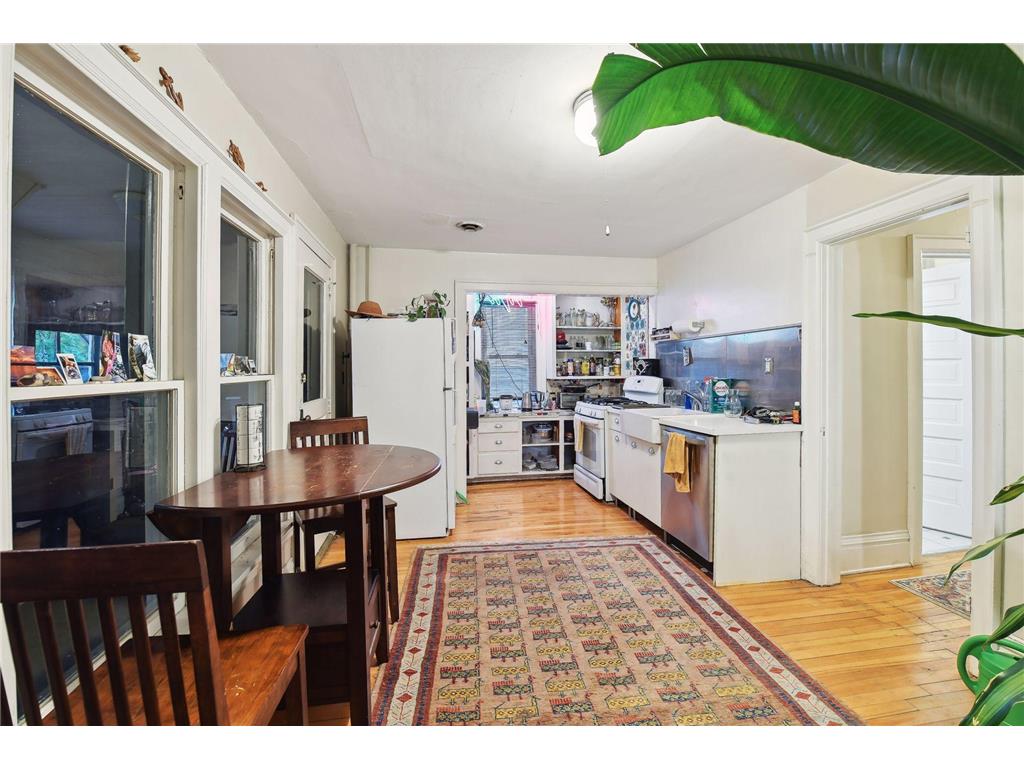 199 James Avenue N Minneapolis MN 55405 7029721 image21