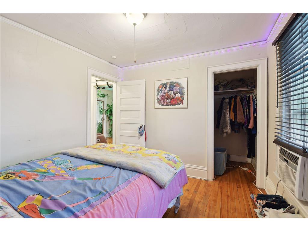 199 James Avenue N Minneapolis MN 55405 7029721 image26