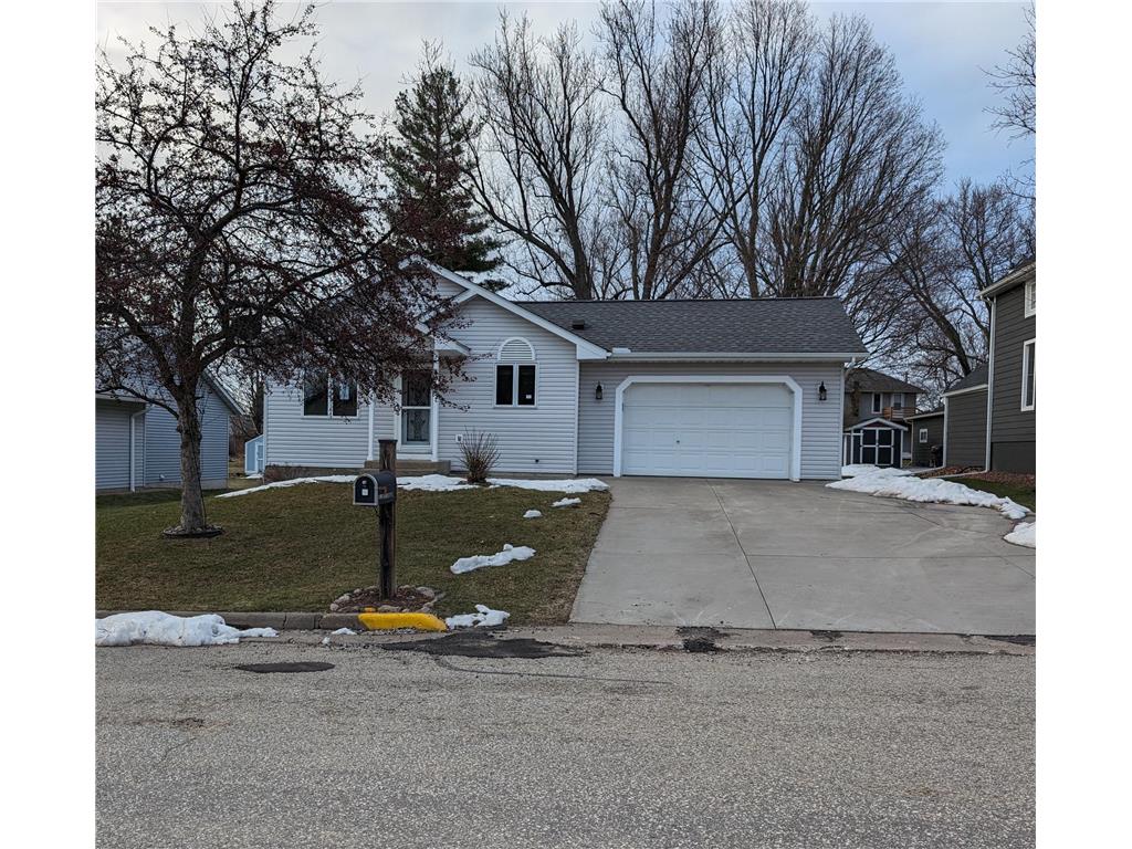 199 W Charlotte Street Ellsworth WI 54011 6519847 image1