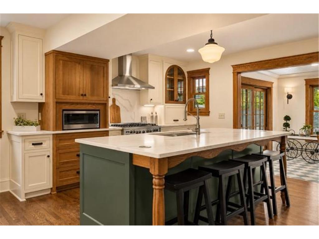 1990 James Avenue Saint Paul MN 55105 7081653 image14