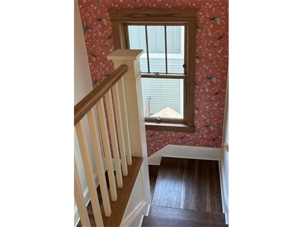 1990 James Avenue Saint Paul MN 55105 7081653 image29