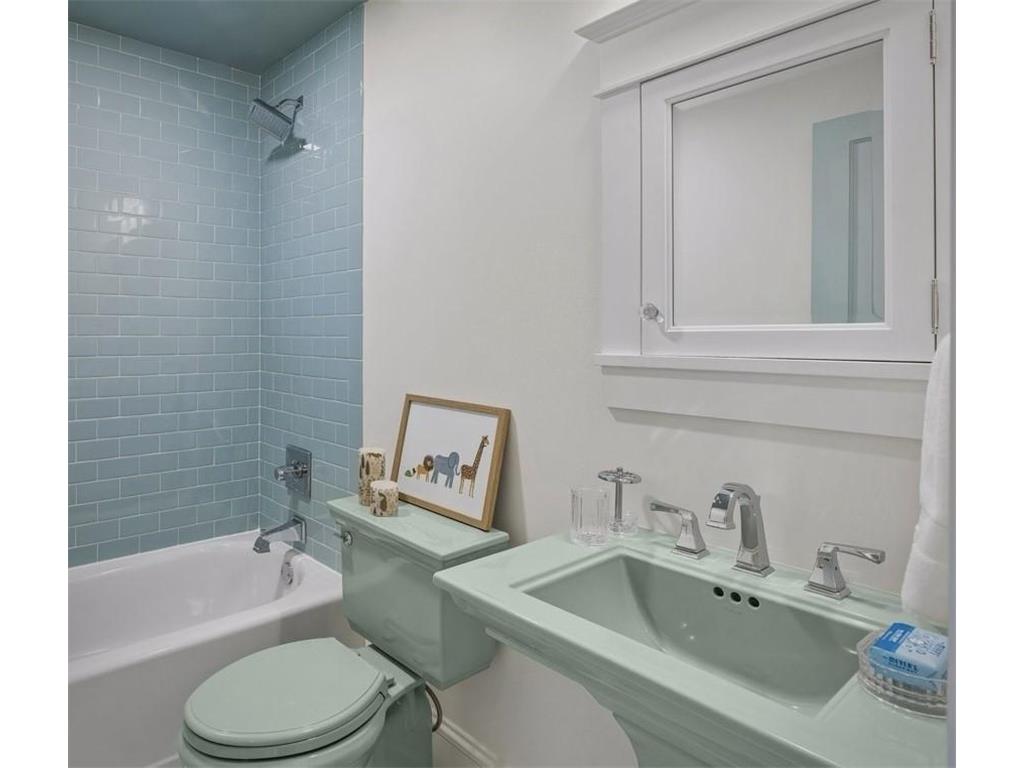 1990 James Avenue Saint Paul MN 55105 7081653 image44