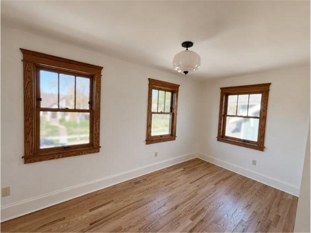 1990 James Avenue Saint Paul MN 55105 7081653 image45