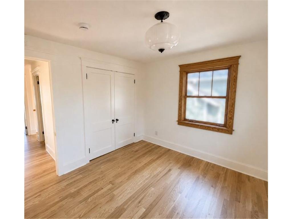 1990 James Avenue Saint Paul MN 55105 7081653 image48