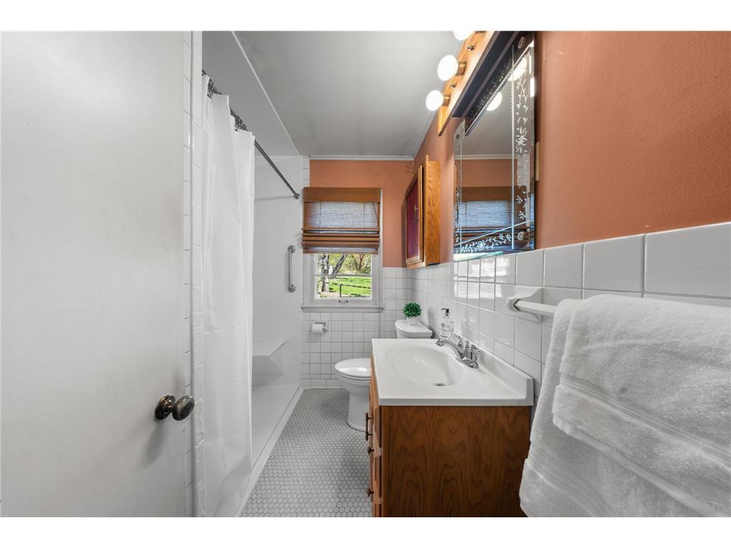 1990 Spates Ave Orono MN 55356 - Lake Minnetonka 7062030 image25