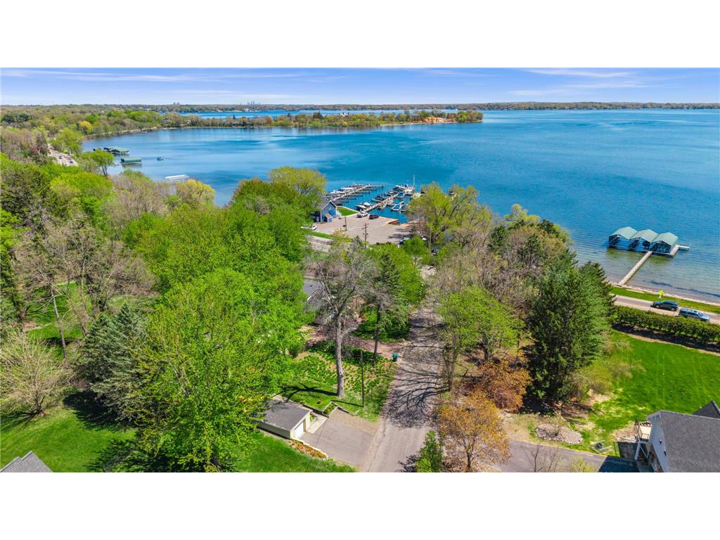 1990 Spates Ave Orono MN 55356 - Lake Minnetonka 7062030 image4