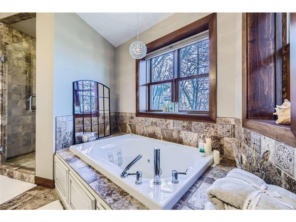 19900 Cottagewood Road Deephaven MN 55331 - Lake Minnetonka 7009546 image39