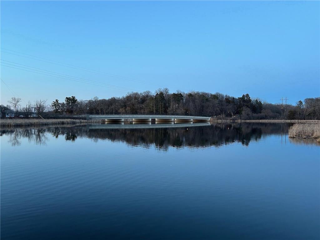19900 Cottagewood Road Deephaven MN 55331 - Lake Minnetonka 7009546 image5