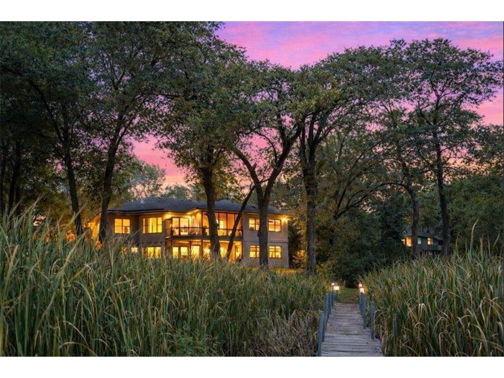 19900 Cottagewood Road Deephaven MN 55331 - Lake Minnetonka 7043365 image1