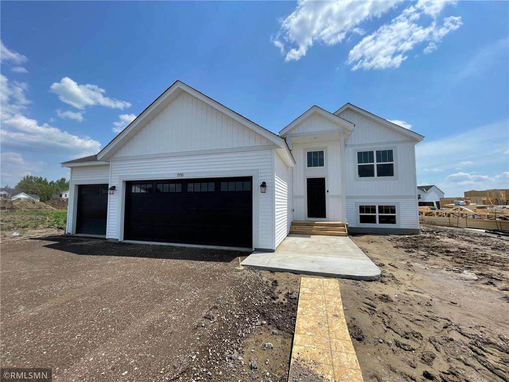 19911 English Avenue N Forest Lake MN 55025 6716171 image1