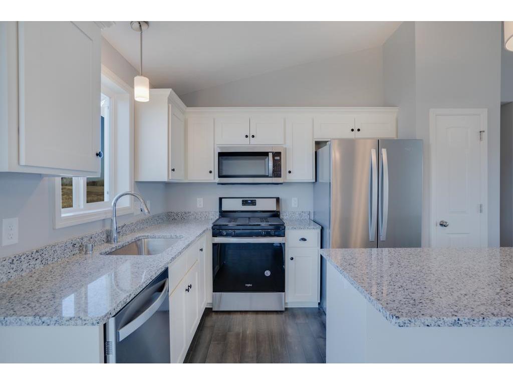 19911 English Avenue N Forest Lake MN 55025 6716171 image3