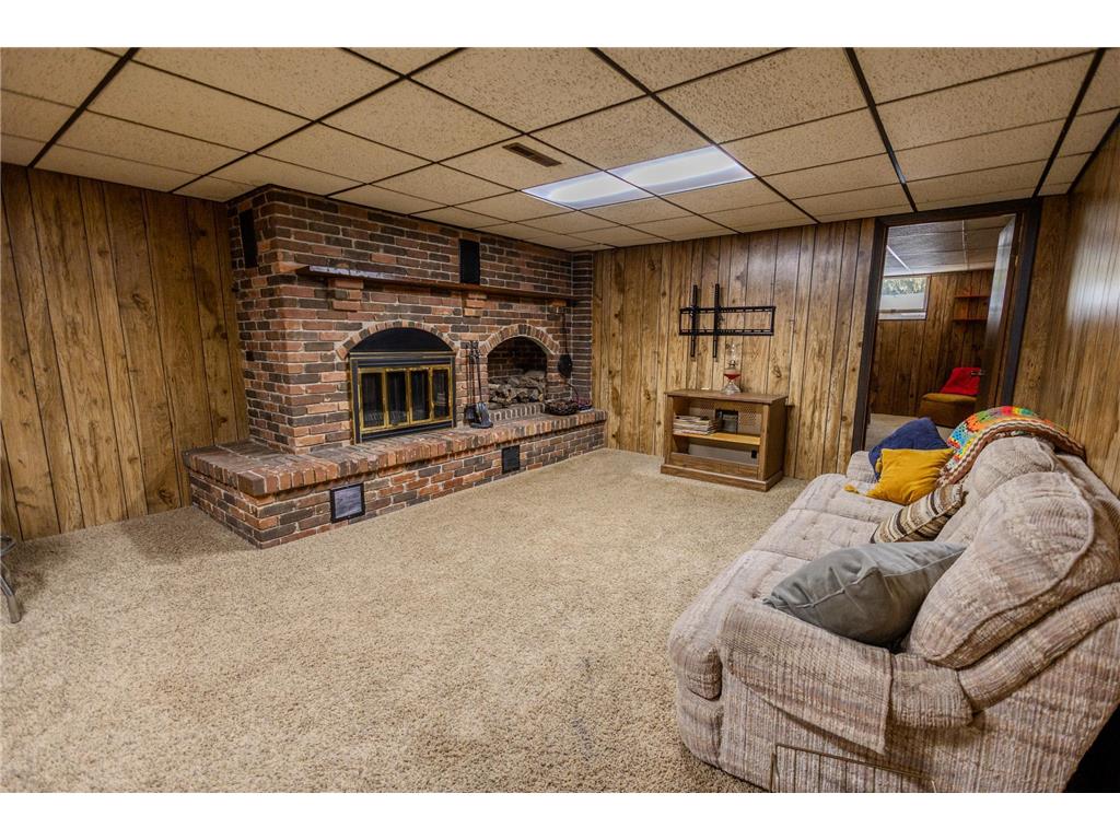 1992 220th Avenue Shetek Twp MN 56175 6788223 image25