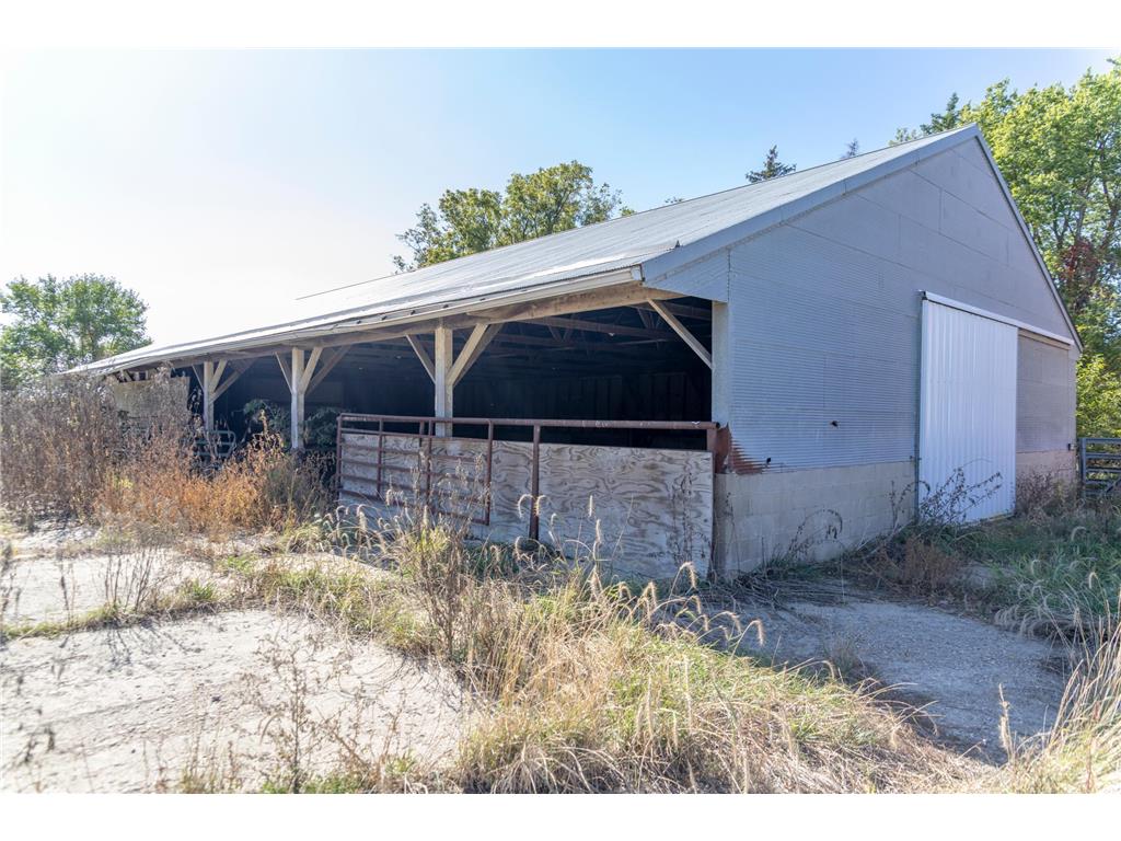 1992 220th Avenue Shetek Twp MN 56175 6788223 image37