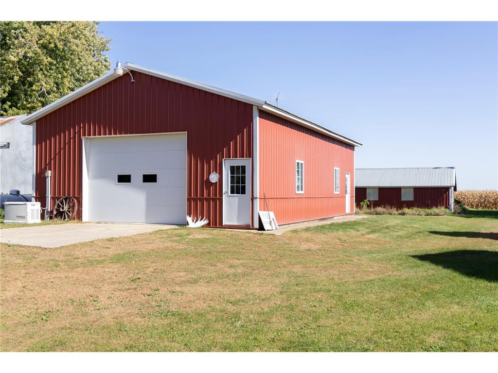 1992 220th Avenue Shetek Twp MN 56175 6788223 image39