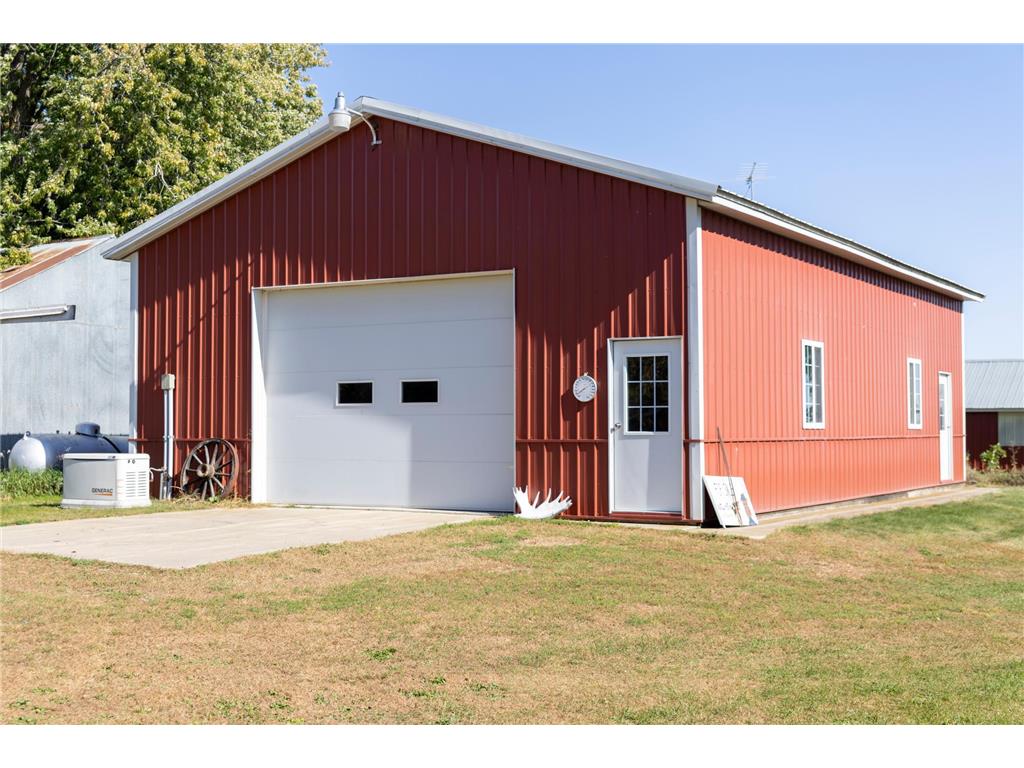 1992 220th Avenue Shetek Twp MN 56175 6788223 image40