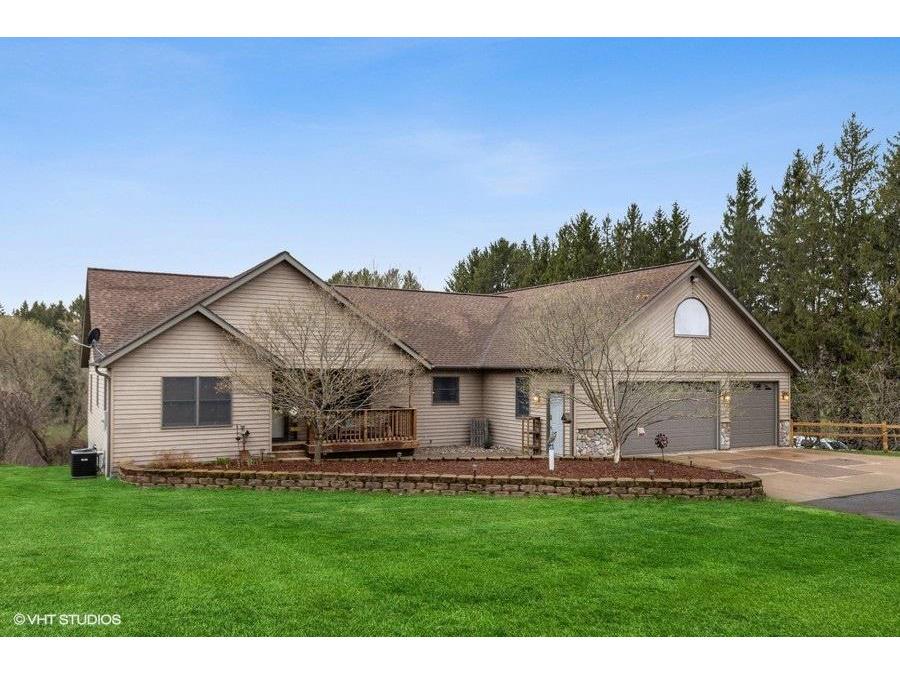 1992 Nighthawk Drive, Star Prairie Twp, WI 54025 MLS 5737329 Edina