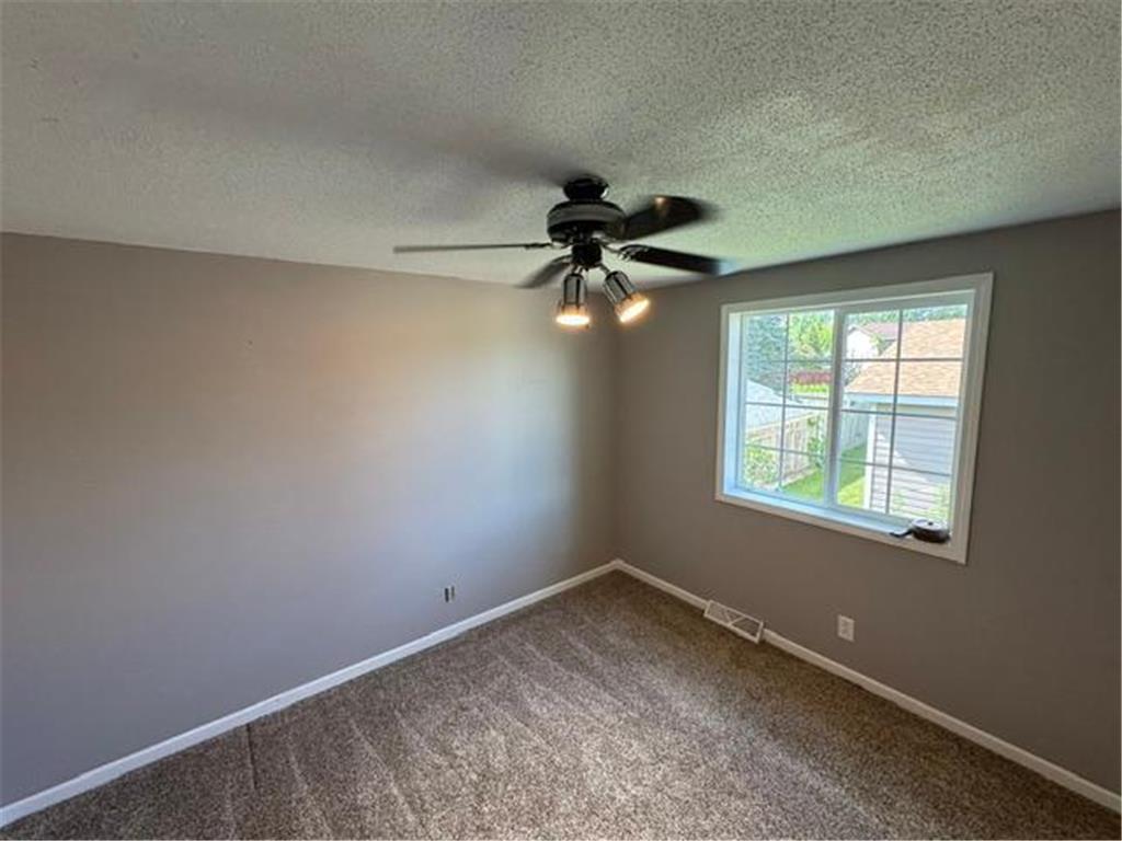 1994 Robin Lane N Centerville MN 55038 7100574 image22