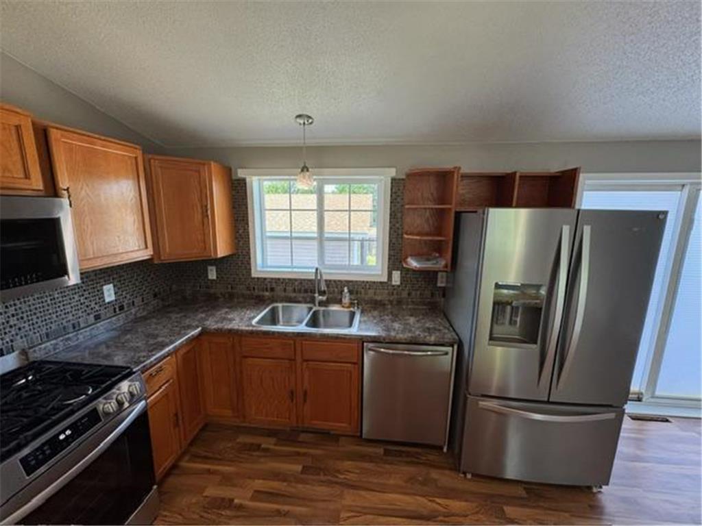 1994 Robin Lane N Centerville MN 55038 7100574 image3