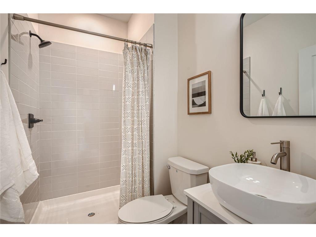 1995 11th Avenue E #Unit 1 Maplewood MN 55119 6811593 image24