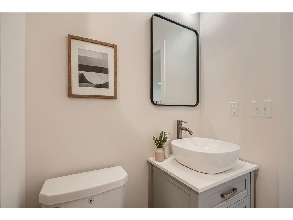 1995 11th Avenue E #Unit 1 Maplewood MN 55119 6811593 image25