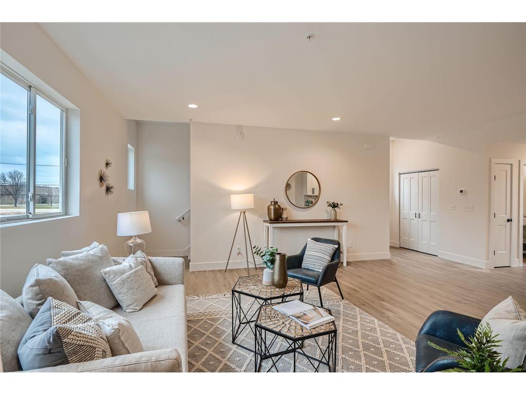 1995 11th Avenue E #Unit 1 Maplewood MN 55119 6811593 image4