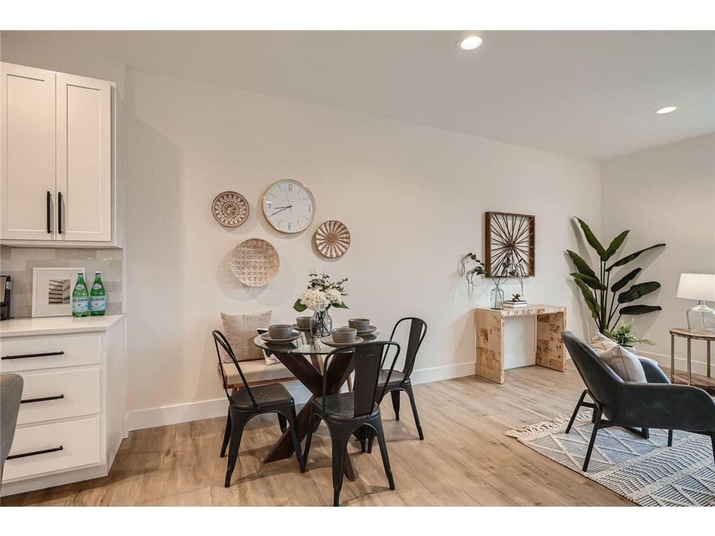 1995 11th Avenue E #Unit 1 Maplewood MN 55119 6811593 image6