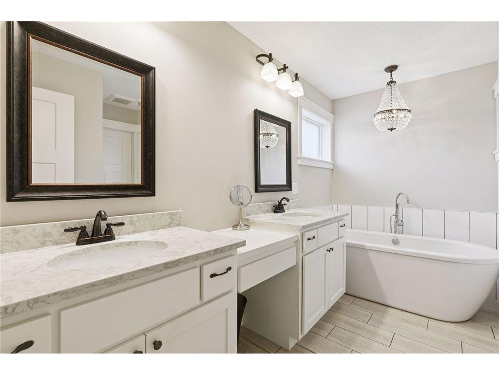 19951 Hiawatha Court Lakeville MN 55044 7006809 image28