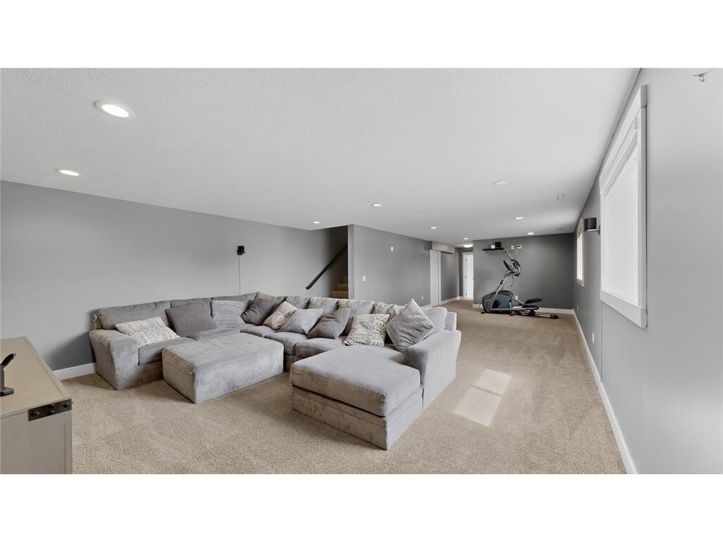 1998 Esther Lane SW Rochester MN 55902 7042019 image41