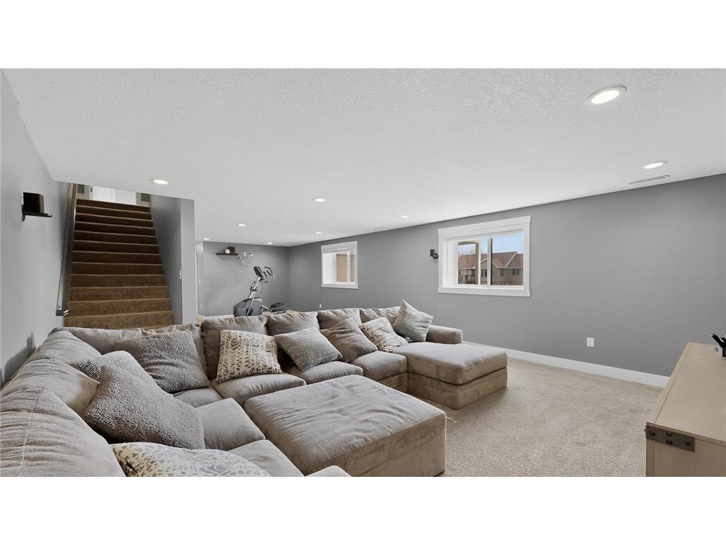 1998 Esther Lane SW Rochester MN 55902 7042019 image43