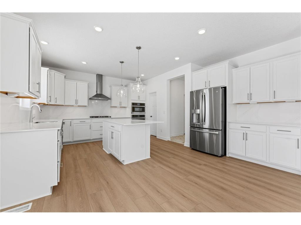 19981 68th Place Corcoran MN 55340 7084049 image5