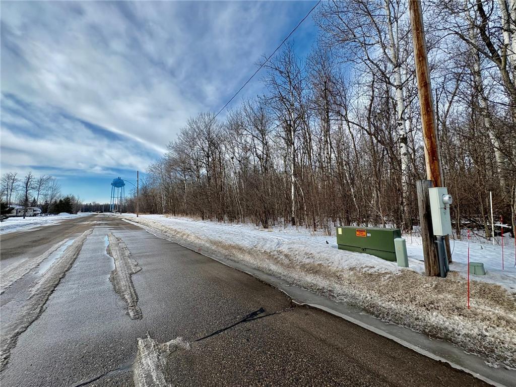 1TBD Minnesota Ave NE Warroad MN 56763 7022964 image1