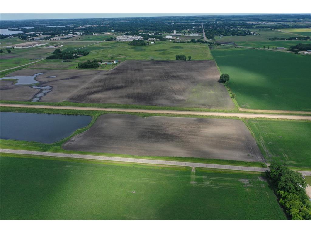 2.5AC 45th Street SW Willmar MN 56201 7103920 image3