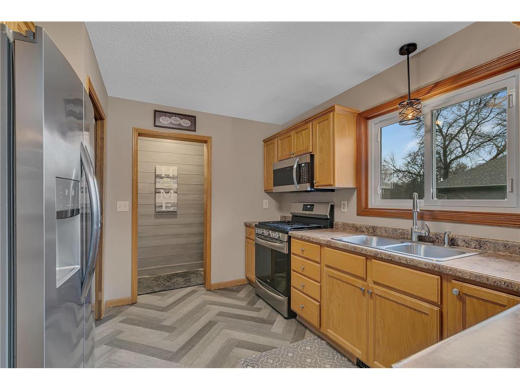 2 6th Avenue S Sartell MN 56377 7047598 image8