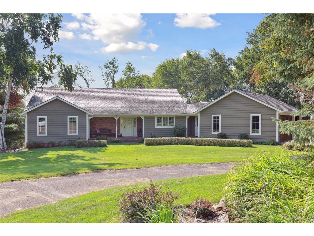 2 Blue Bird Lane North Oaks MN 55127 6423807 image1