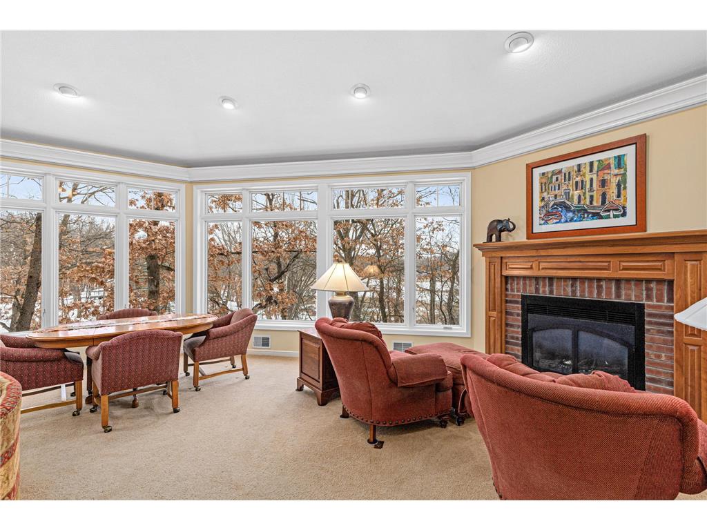 2 Crocus Lane North Oaks MN 55127 6797565 image10