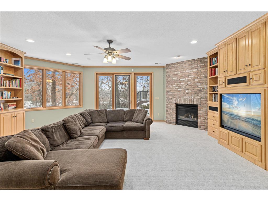 2 Crocus Lane North Oaks MN 55127 6797565 image33