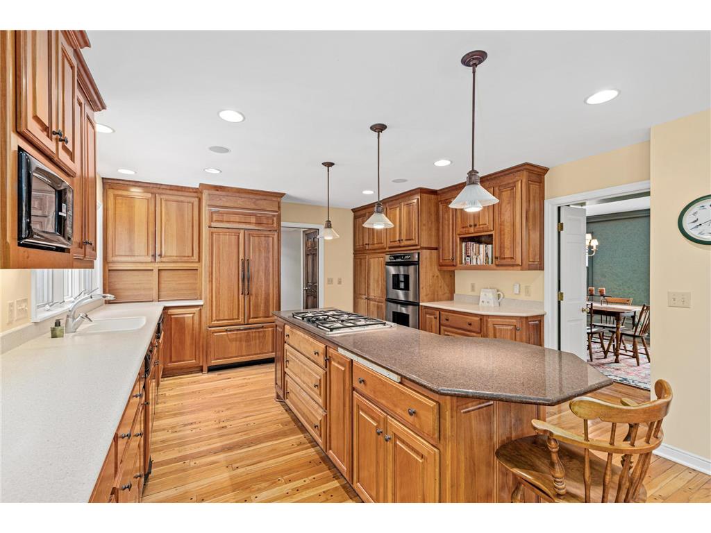 2 Crocus Lane North Oaks MN 55127 6797565 image7