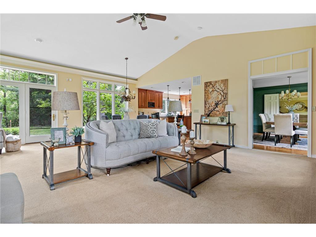 2 Crocus Lane North Oaks MN 55127 7091959 image11