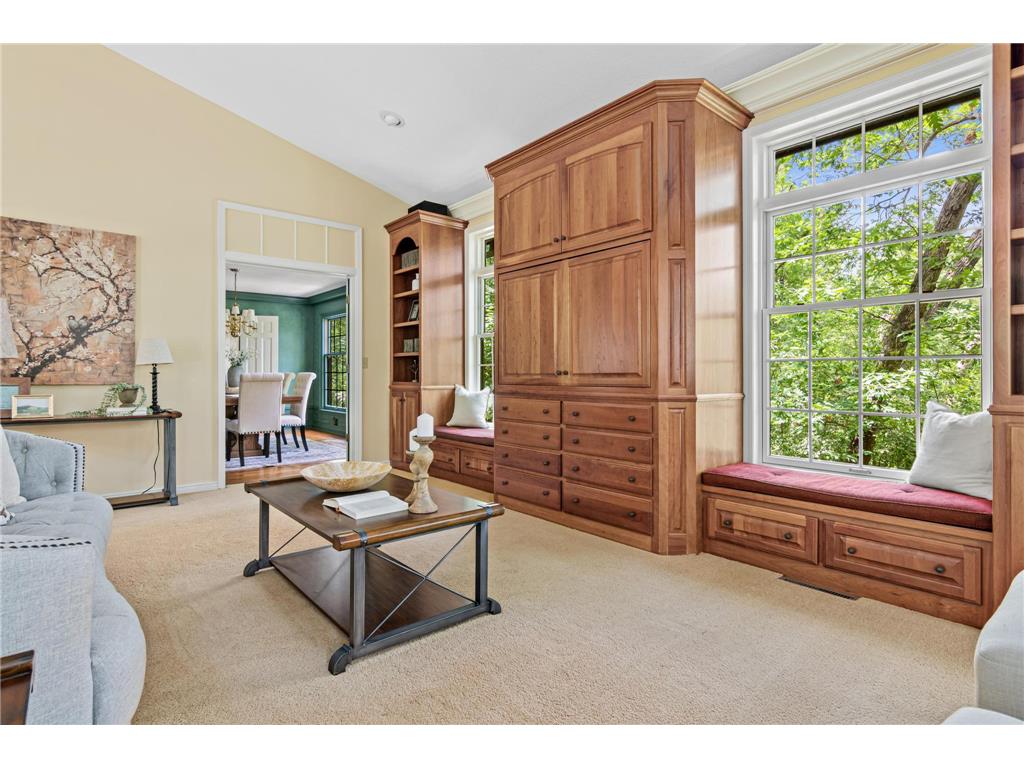 2 Crocus Lane North Oaks MN 55127 7091959 image12