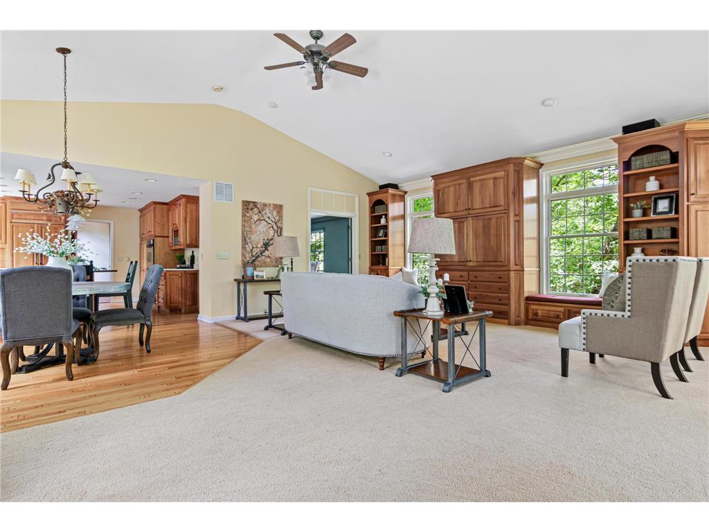 2 Crocus Lane North Oaks MN 55127 7091959 image14