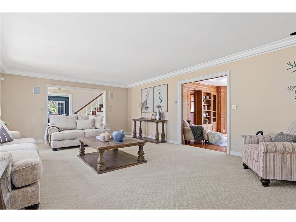 2 Crocus Lane North Oaks MN 55127 7091959 image16
