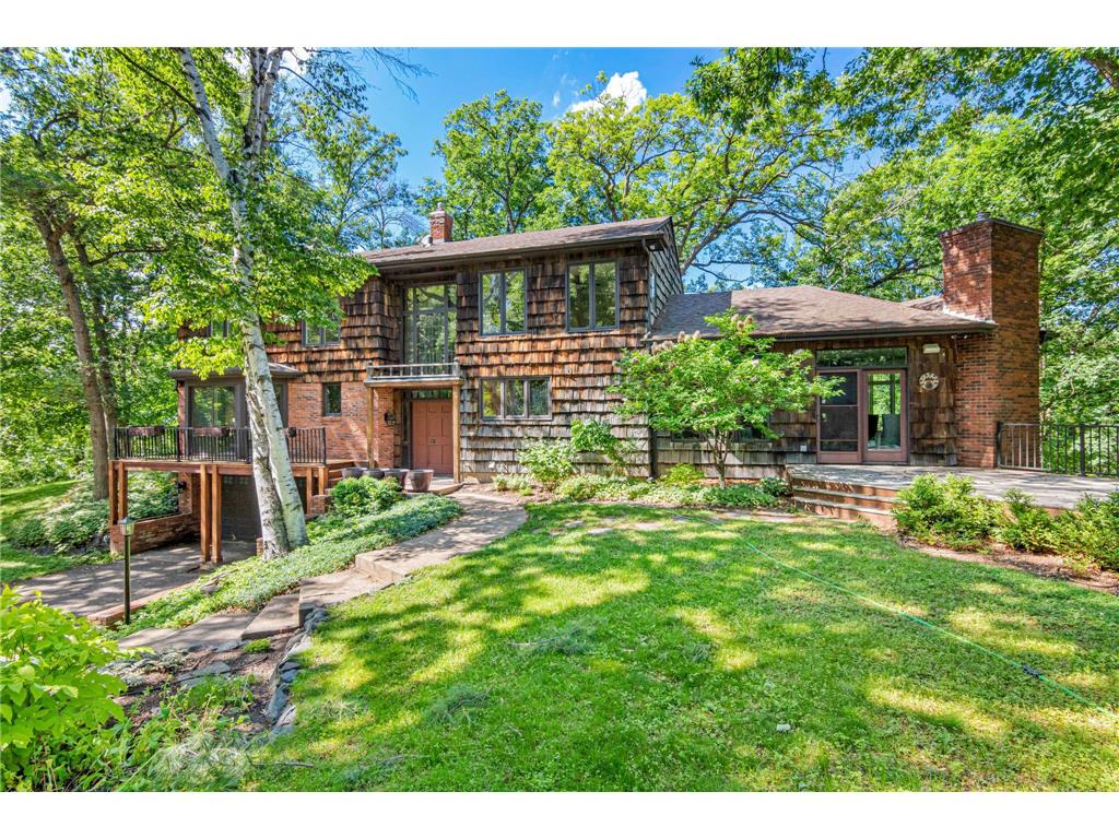 2 Crocus Lane North Oaks MN 55127 7091959 image3