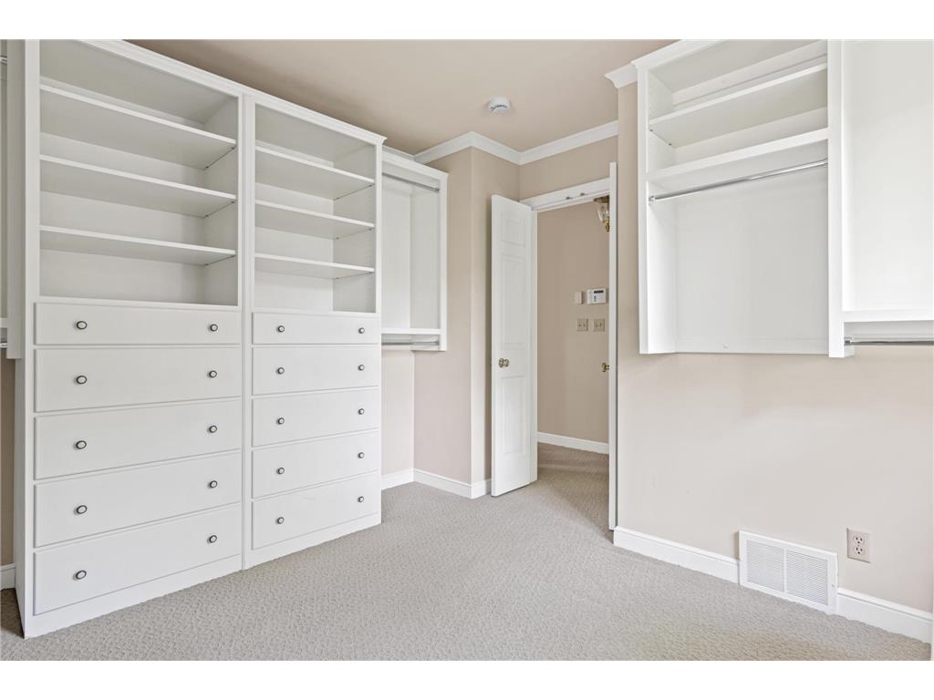 2 Crocus Lane North Oaks MN 55127 7091959 image32