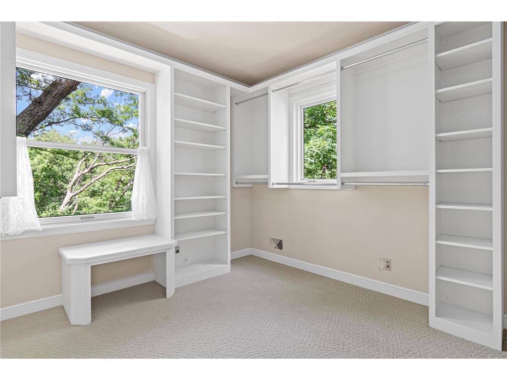 2 Crocus Lane North Oaks MN 55127 7091959 image33