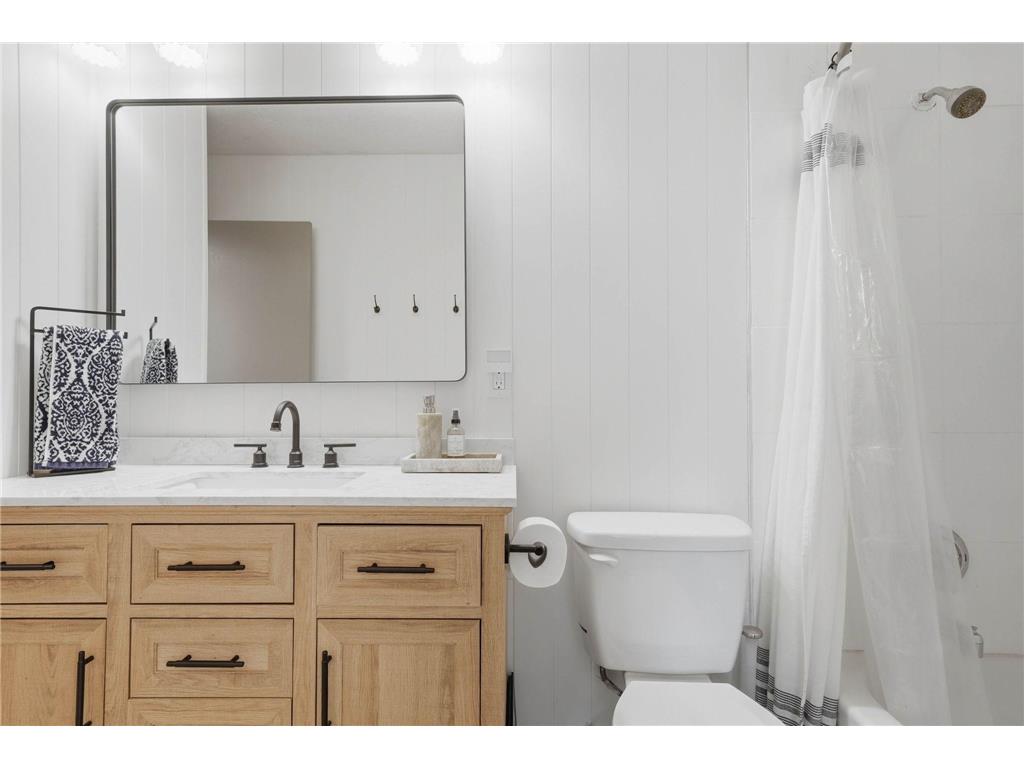 2 E Golden Lake Road Circle Pines MN 55014 7059532 image22