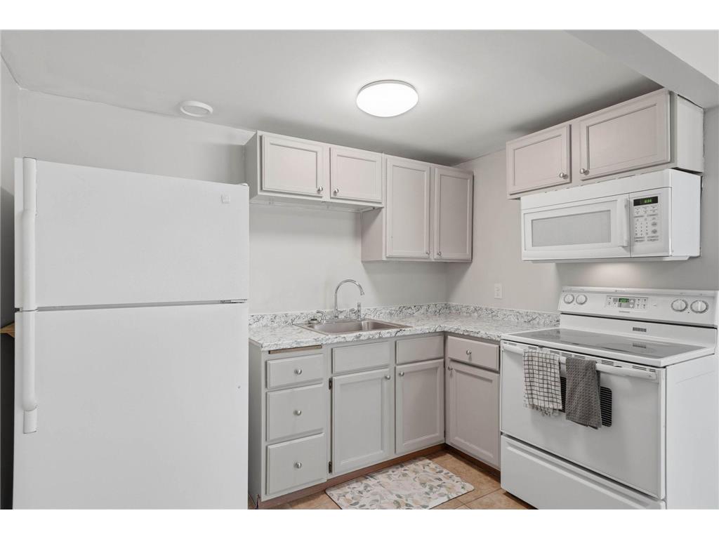 2 E Golden Lake Road Circle Pines MN 55014 7059532 image34