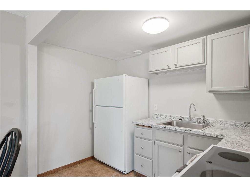 2 E Golden Lake Road Circle Pines MN 55014 7059532 image35