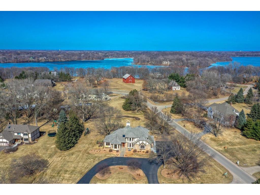 2 Hill Farm Circle North Oaks Mn Mls Edina Realty