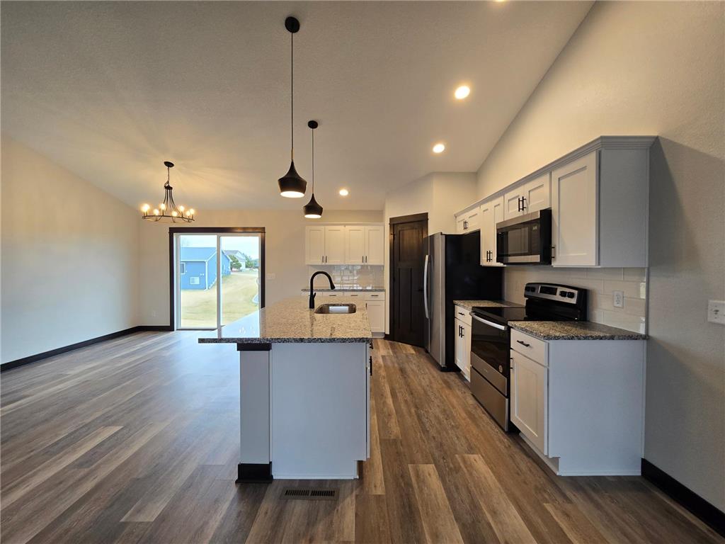2 Marie Circle Elysian MN 56028 7038848 image10