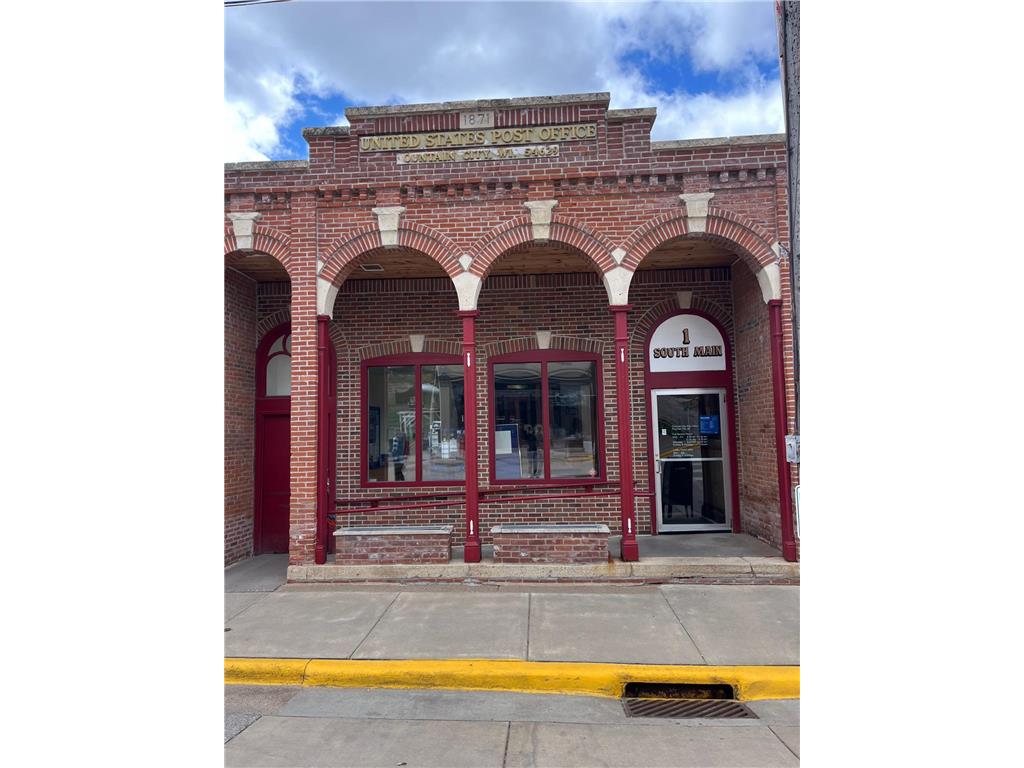 2 S Shore Drive Belvidere Twp WI 54629 6528655 image1